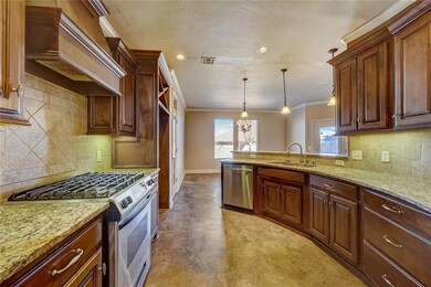 817 NW 194th Terrace, Edmond, OK 73012 - photo 2