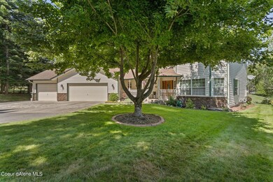 Beautifully Landscaped Yard