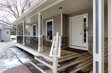 320 Jodie Ct Grand Rapids MI-large-004-6