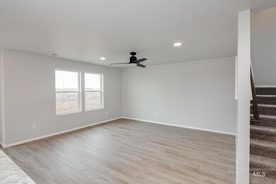 18379 N Fire Ice Ave, Nampa, ID 83687 - photo 4