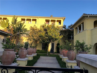 122 Vintage unit 20, Irvine, CA 92620 - photo 3