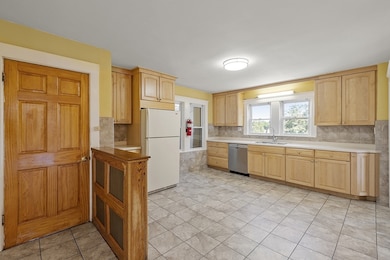 41 Concord Ave, Belmont, MA 02478 - photo 4
