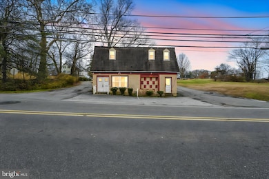 4301 Aston Mills Rd, Aston Township, PA 19014 - photo 2