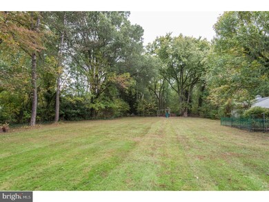 319 Palmers Ln, Wallingford, PA 19086 - photo 4