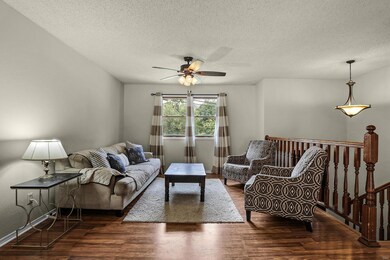 1043 California Ave, Collinsville, IL 62234 - photo 2