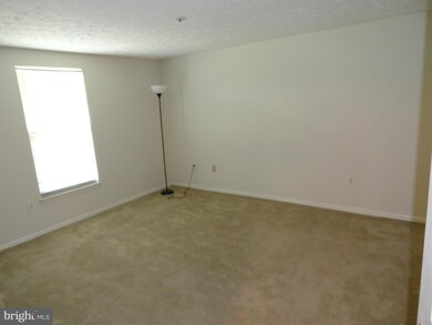 900 Cedar Crest Ct unit C, Edgewood, MD 21040 - photo 4