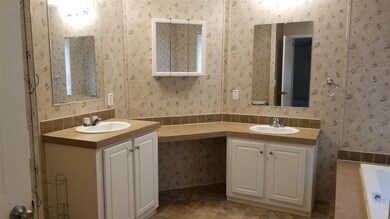 2704 Spring Creek Hwy, Crawfordville, FL 32327 - photo 7