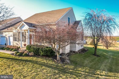 137 Augusta Dr, Honey Brook, PA 19344 - photo 2