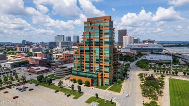 222 E Witherspoon St, 305
