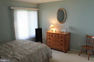 9417 Bethany Place, Montgomery Village, MD 20886 - photo 3