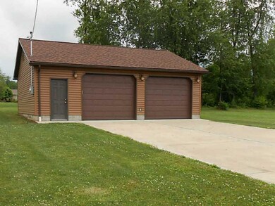 Parking Lot/Garage.