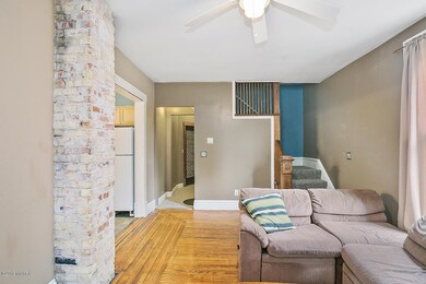 738 Paris Ave SE, Grand Rapids, MI 49503 - photo 4