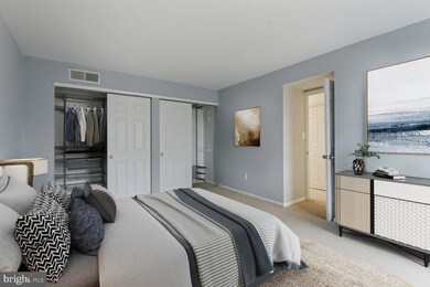 6137 Leesburg Pike unit 409, Falls Church, VA 22041 - photo 7