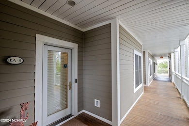 300 Midyette Street, A8