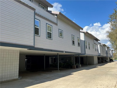 Driveway side entrance