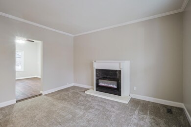 3609 Myrtle Ave 5