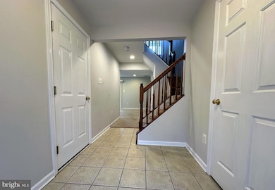 7089 Maiden Point Place, Elkridge, MD 21075 - photo 2