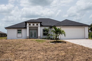 240 Blackstone Dr, Fort Myers, FL 33913 - photo 2