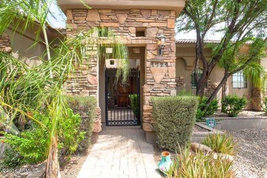 1721 S Jay Pl Chandler AZ-small-004-Exte