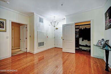 04-Entrance Foyer Area