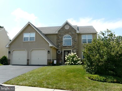1006 Eddystone Ct, Reading, PA 19605 - photo 2