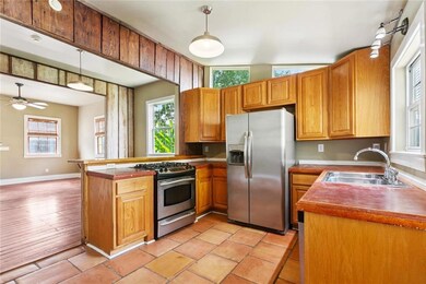 Large kitchen with all appliances