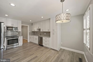 5807 Tudor Ln, Rockville, MD 20852 - photo 7