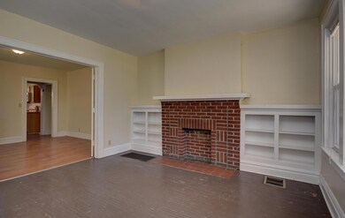 Living Room (3)