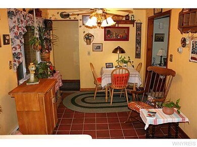 Breakfast Room