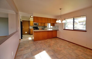 4 Large Kitchen
