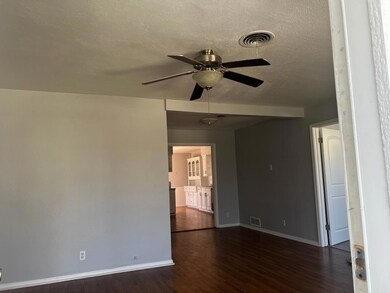 418 Arrowhead Trace, Grand Prairie, TX 75051 - photo 3