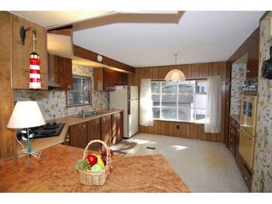 7 Lisa Cir, Merrimac, MA 01860 - photo 3