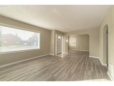 2908 Hemlock St, Longview, WA 98632 - photo 4