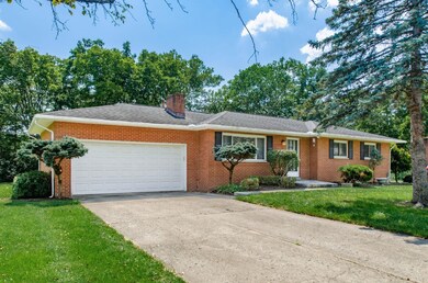 3281 Darracq Cir, Columbus, OH 43223 - photo 3