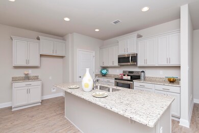 8 Kitchen3
