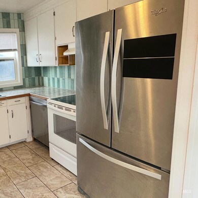 217 & 219 Oregon St, Gooding, ID 83330 - photo 7