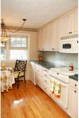 7 Austin Ct unit J, Saugus, MA 01906 - photo 2