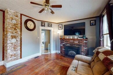 114 W Bow St, Franklin, NH 03235 - photo 4