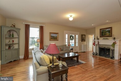 35558 Simpsons Creek Rd, Round Hill, VA 20141 - photo 4