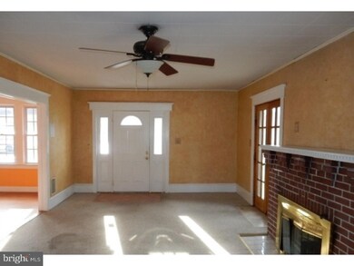 524 E Linden Ave, Lindenwold, NJ 08021 - photo 6