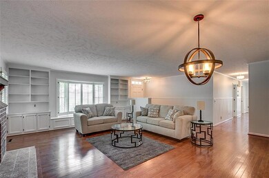 555 Edgewood Rd, Asheboro, NC 27205 - photo 4