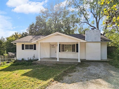 5916 Roger Rd, House Springs, MO 63051 - photo 2