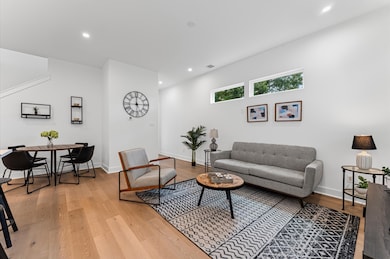 412 E Neyland St unit F, Houston, TX 77022 - photo 7