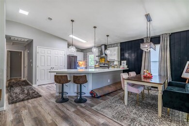 321 W Johnson St, Denison, TX 75020 - photo 4