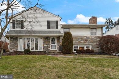 134 Greenbriar Ln, Havertown, PA 19083 - photo 2