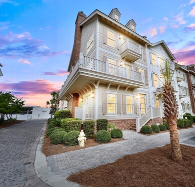 29 Plesant St Townhome