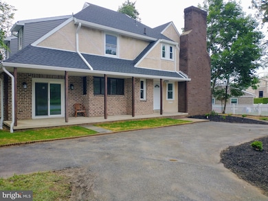 512 Mifflin Blvd, Reading, PA 19607 - photo 4