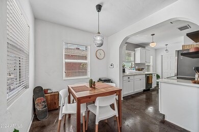 1525 E Palm Ln, Phoenix, AZ 85006 - photo 7