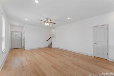 7536 Briarwood Pass unit 101, San Antonio, TX 78252 - photo 6