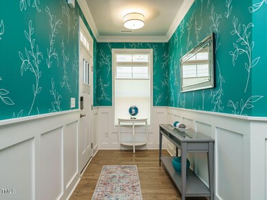 004-1280x960-foyer